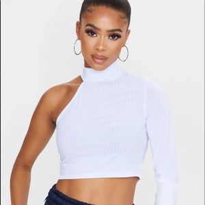 Cut out one sleeve ribbed crop top